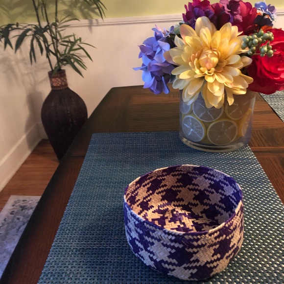 2 for $15 - Handcrafted Gallito palm leaf basket - purple from Oaxaca, Mexico. - Picture 7 of 10